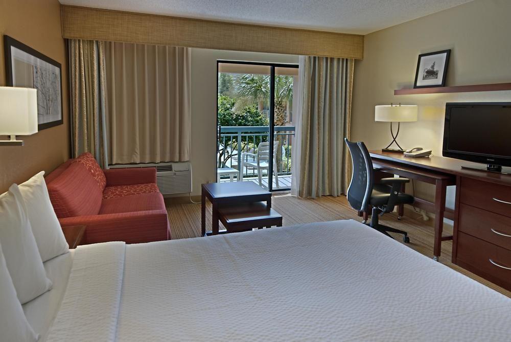 Courtyard By Marriott Orlando Lake Buena Vista At Vista Centre Exterior foto