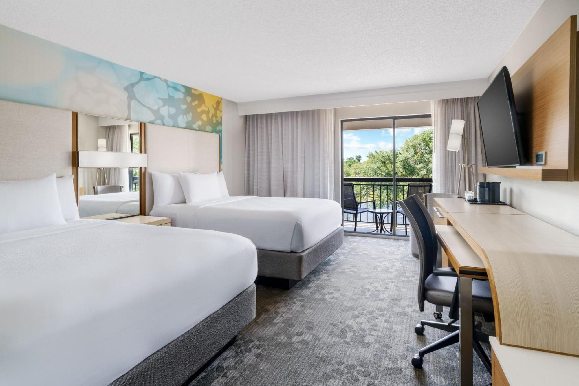 Courtyard By Marriott Orlando Lake Buena Vista At Vista Centre Exterior foto